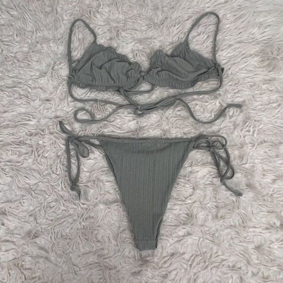 Set Of Two Womens Retro 2 Piece Swim Bikini & Cheeky Swim Bottoms size medium - Picture 3 of 8